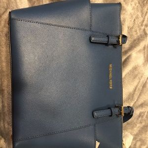 Michael Kors Jet Set Large Saffiano Leather Tote